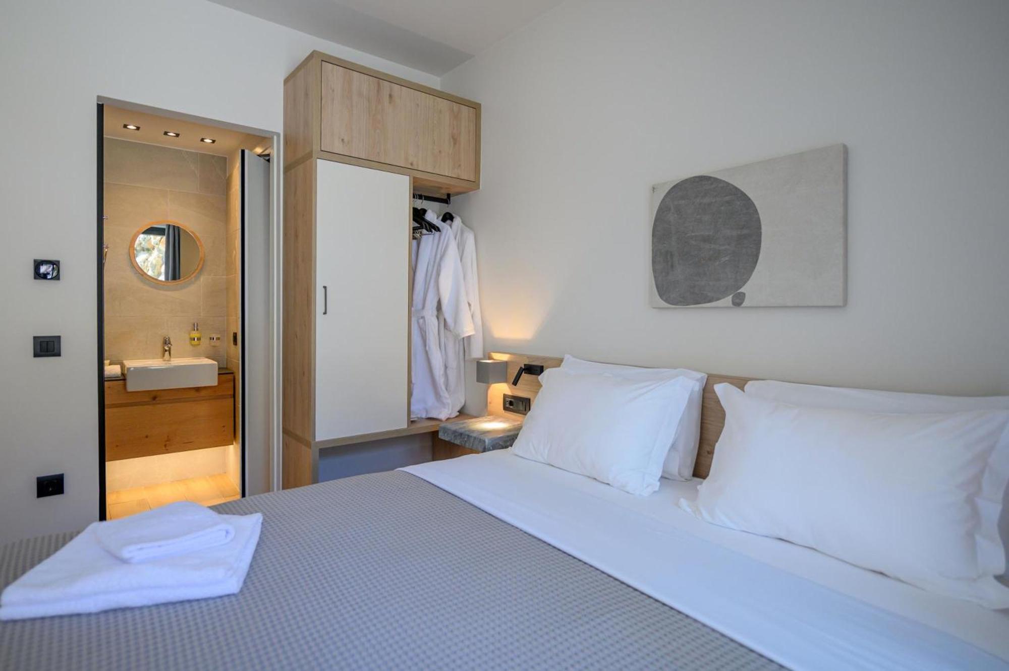 Mani Suites Agios Nikolaos  Exterior foto