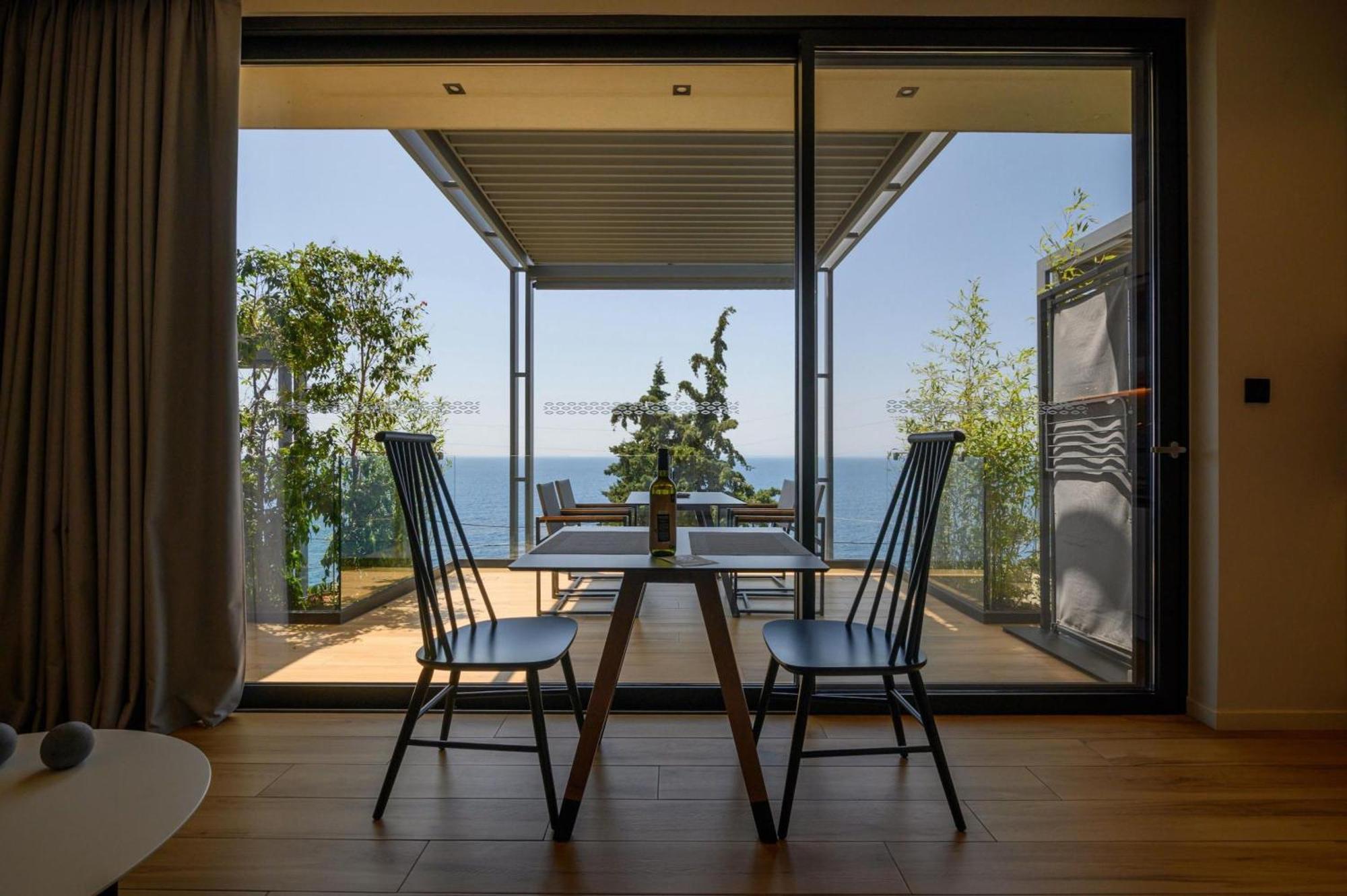 Mani Suites Agios Nikolaos  Exterior foto