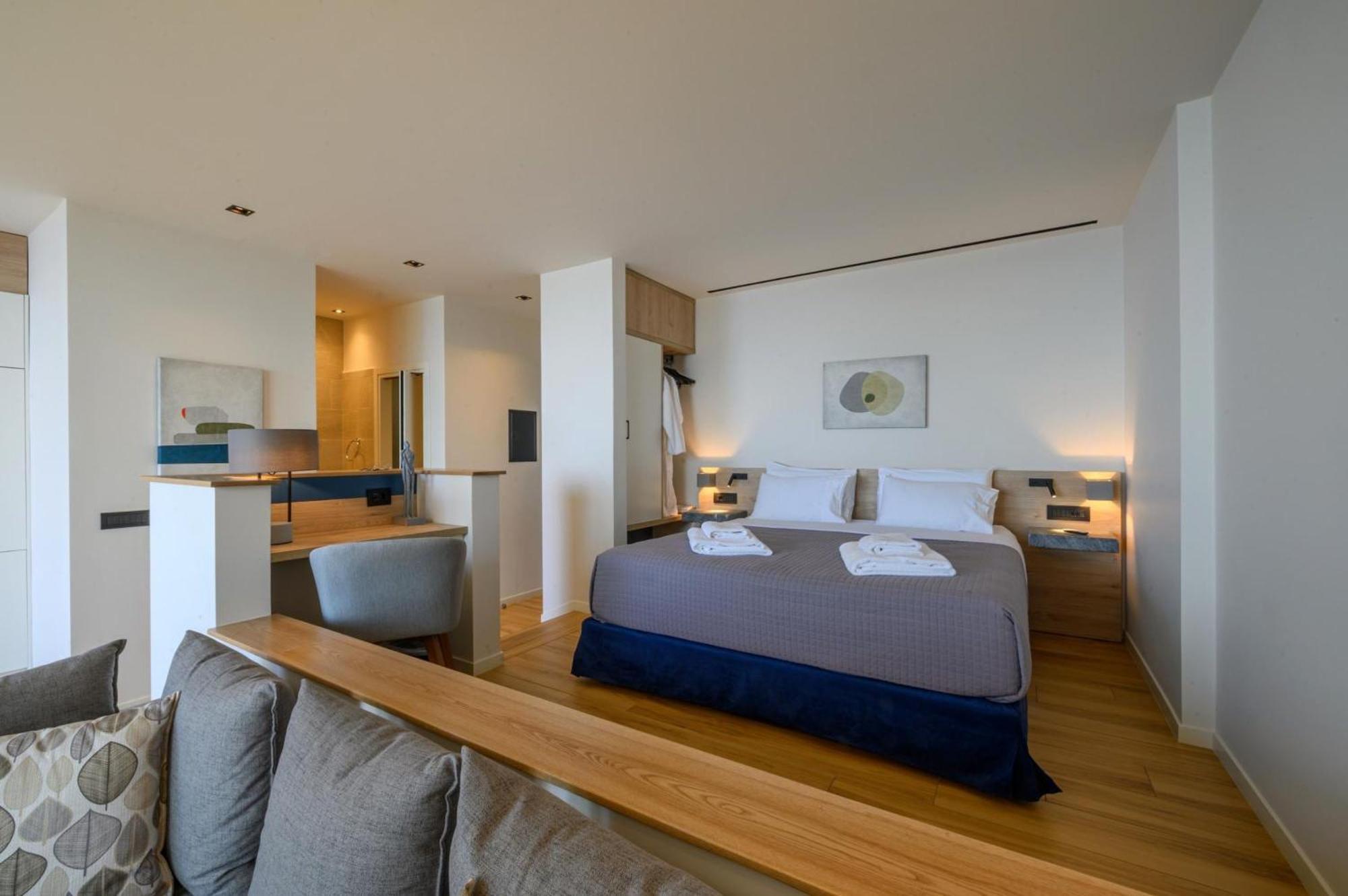 Mani Suites Agios Nikolaos  Exterior foto